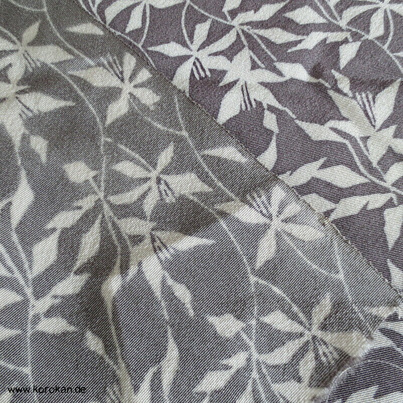 taupe mit hellen Zweigen Crepe Seide, Araihari Kimono