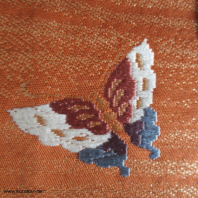 Blüten und Schmetterlinge Fukuro Obi kupfer-gold Seidenbrokat Kimonogürtel