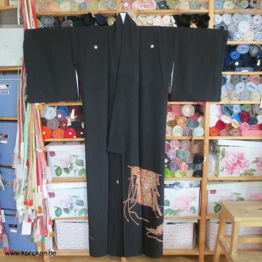 Japan Kimono Hänger Tomesode Seidencrepe