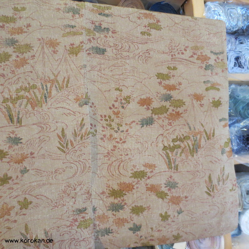 gedruckte Landschaft Komon Kimono auf rauem Crepe
