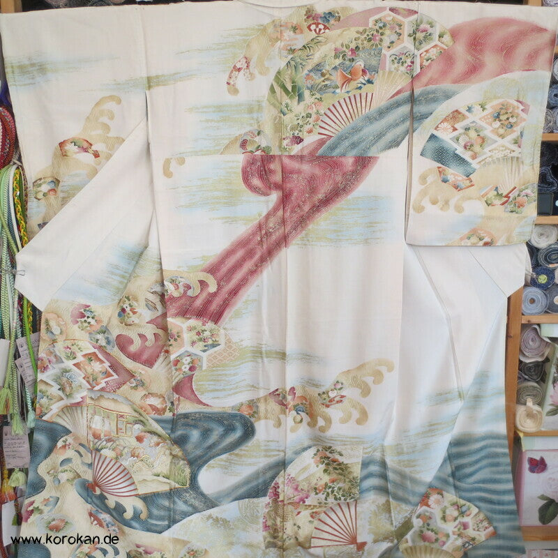 Fächer über Wellen, üppige Goldmuster Homongi Kimono