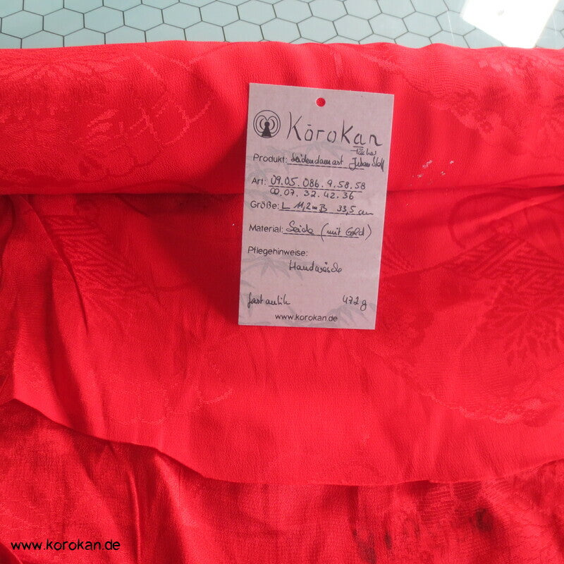 roter Fächer Juban Futterseidendamast, mit Gold