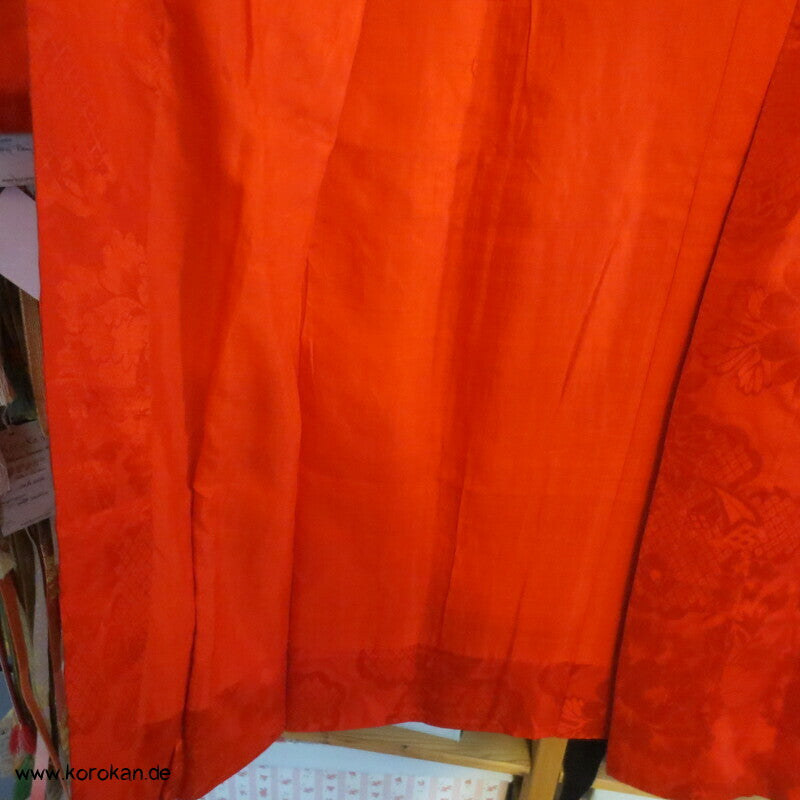 rote dünne Rinzu Damast Seide Juban Unterkimono, Shibori Kragen