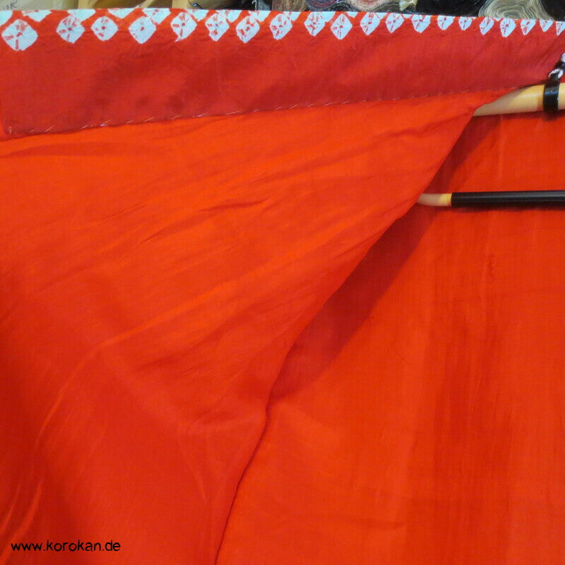 rote dünne Rinzu Damast Seide Juban Unterkimono, Shibori Kragen