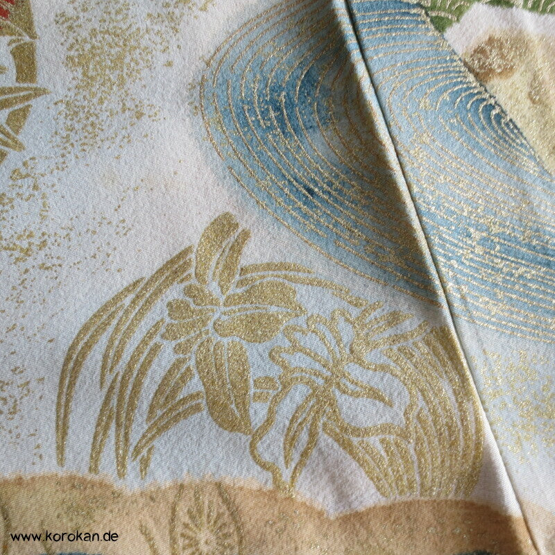 Fächer über Wellen, üppige Goldmuster Homongi Kimono