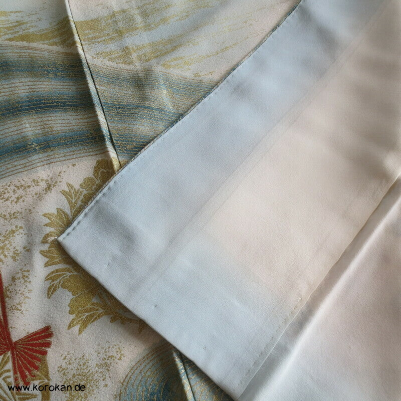 Fächer über Wellen, üppige Goldmuster Homongi Kimono