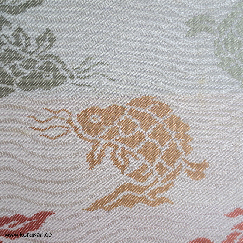 Koi in Streifen Araihari Seiden Stoff für Obi