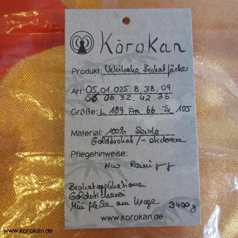 Uchikake - Kimono Hochzeits Mantel Seidenbrokat mit Applikationen, Fächer, Bambus