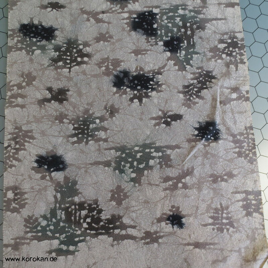 Camouflage graue Chirimen Crepe Kimono Seide