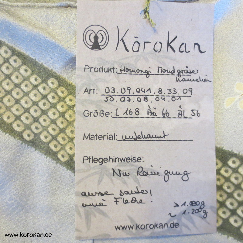 Homongi / Chu Furisode Kimono, dunkler Mond, Kamelien, prächtiger Golddruck