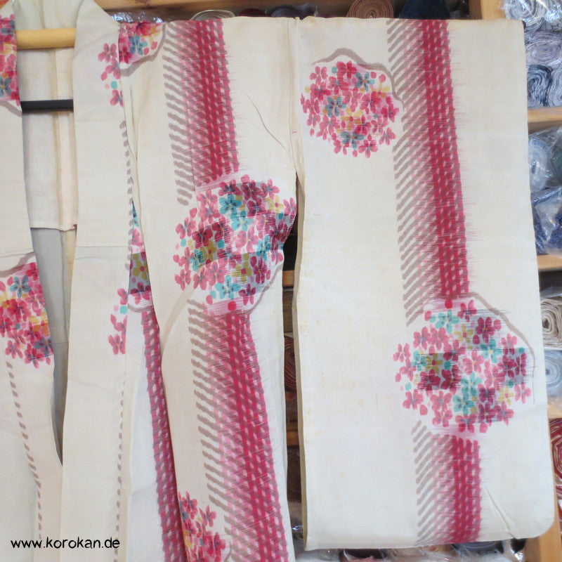 Streifen und Blütenrondelle Hitoe Meisen Komon Kimono
