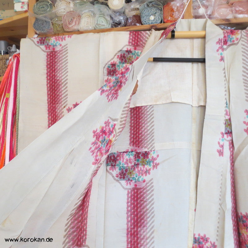 Streifen und Blütenrondelle Hitoe Meisen Komon Kimono