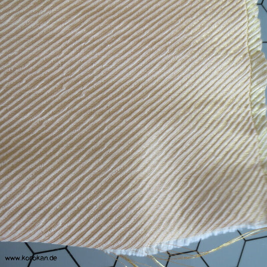 Goldbrokat Stoffrest, Kimono oder Obi, diagonaler Streifen
