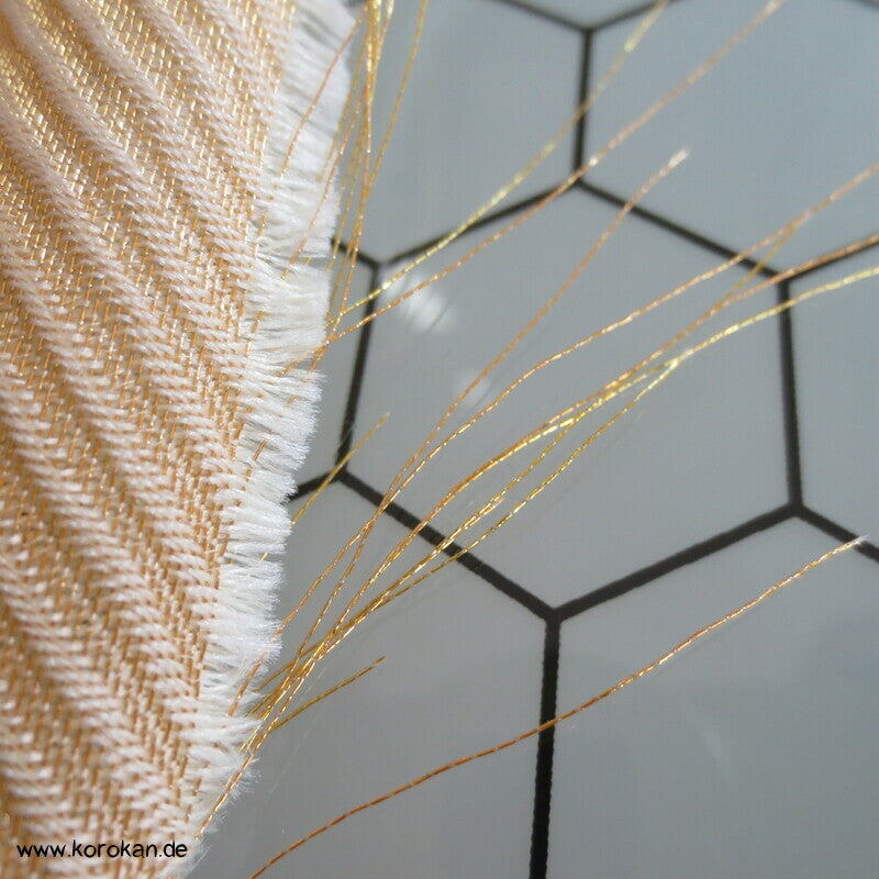 Goldbrokat Stoffrest, Kimono oder Obi, diagonaler Streifen