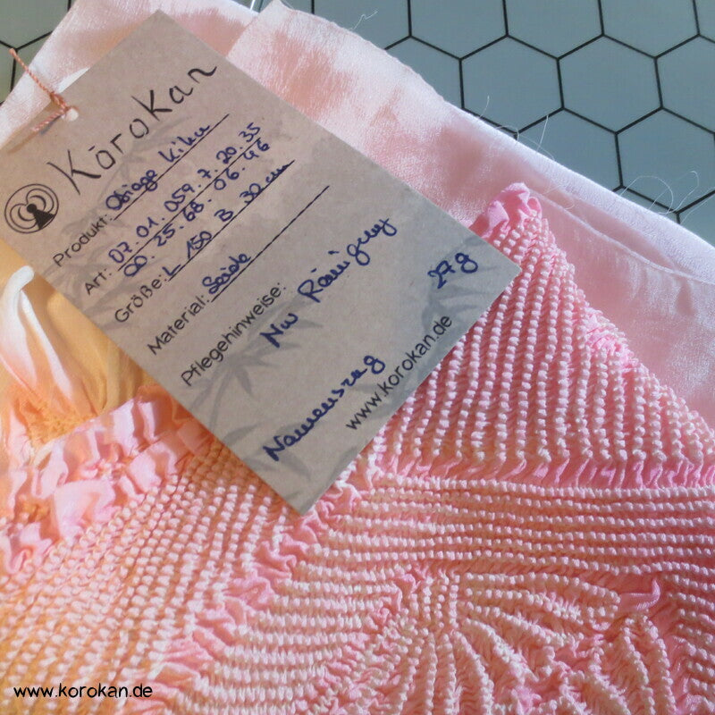 Shibori Kikko auf glatter Seide Obiage