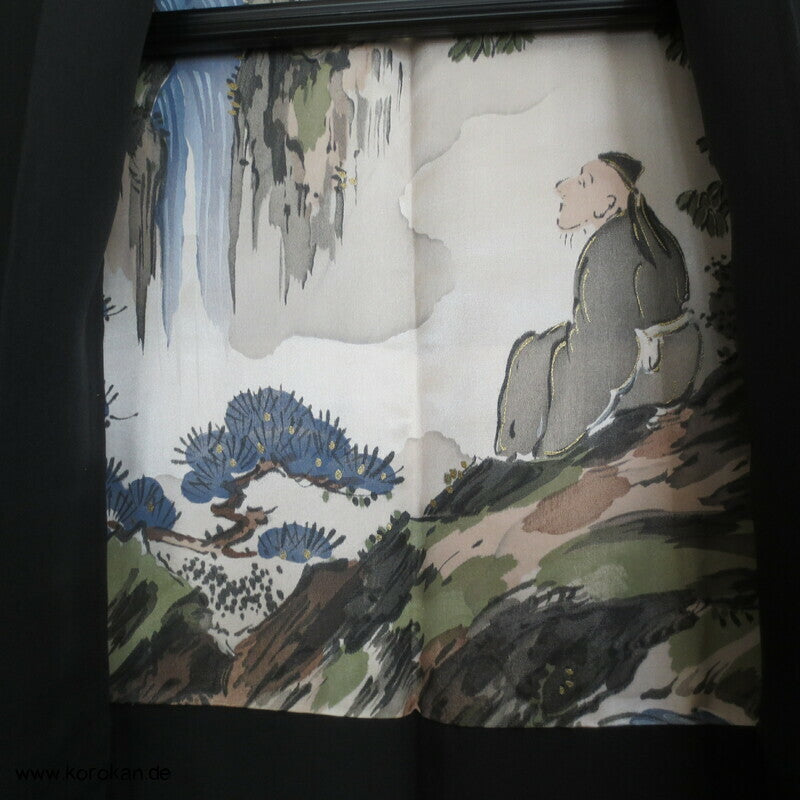 Montsuki 5 Tomoe Mon Ensemble, Kimono + Haori, Weiser am Berg