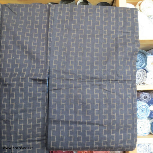 Tsumugi Ensemble Set Haori und Kimono, Kasuri Stufen
