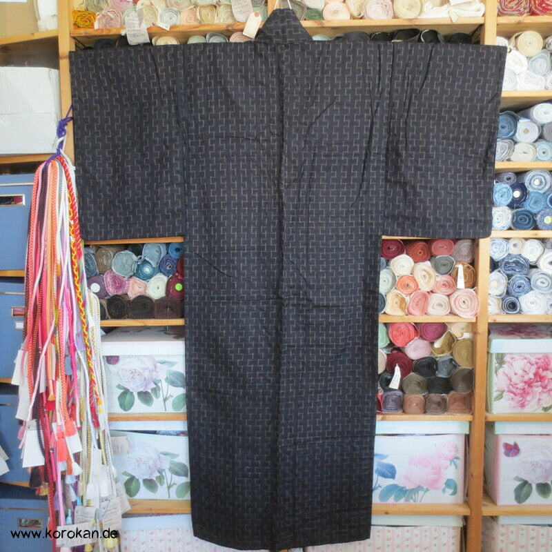 Tsumugi Ensemble Set Haori und Kimono, Kasuri Stufen