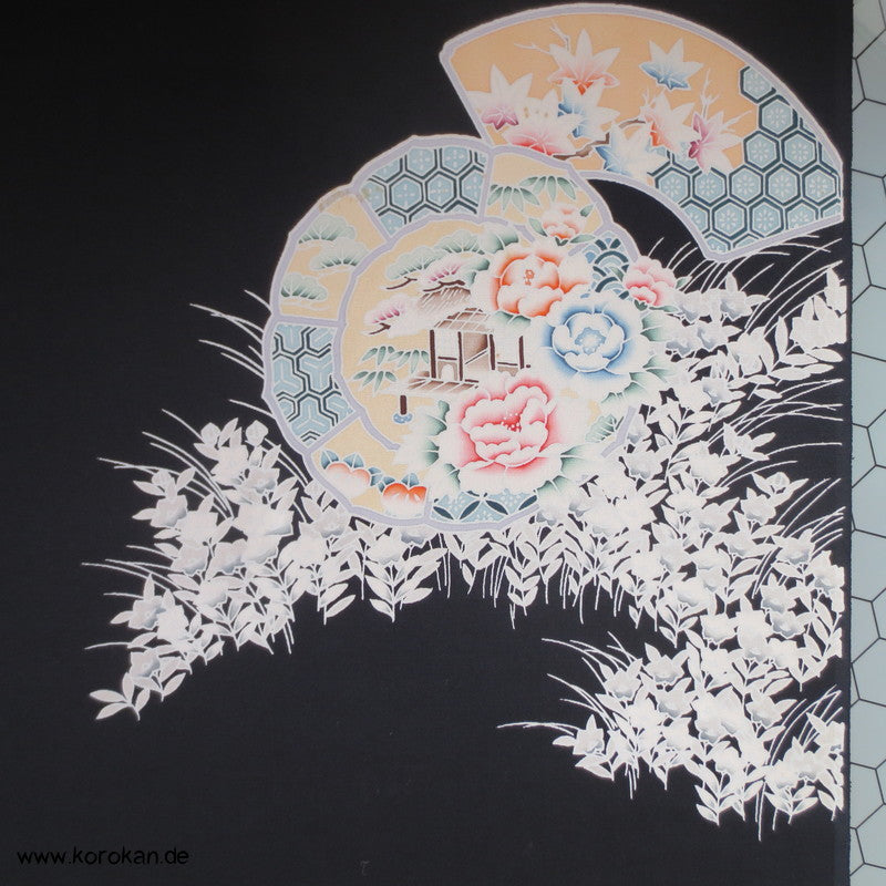 Spiegel Tomesode Kimono Seidenstoff Rolle