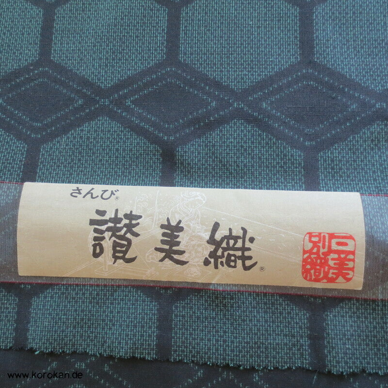 Stoffrolle Tsumugi Kimono Seide Tanmono, grün schwarze Kikko und Rauten