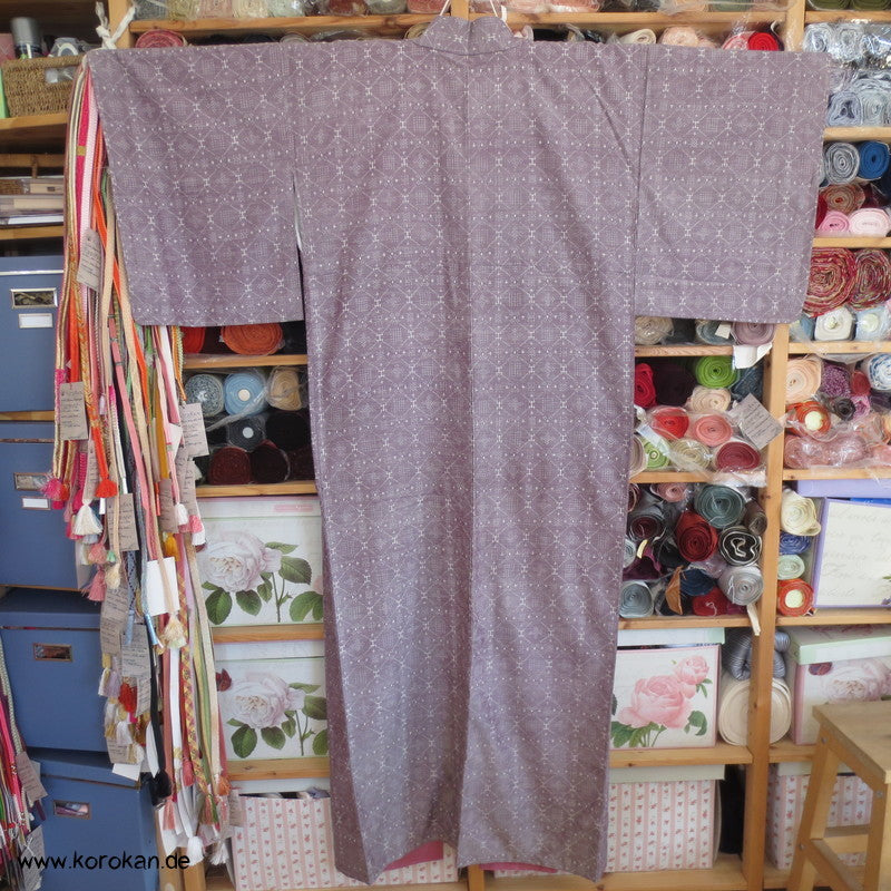 Karo - Rauten Drehermuster Tsumugi Seiden Kimono