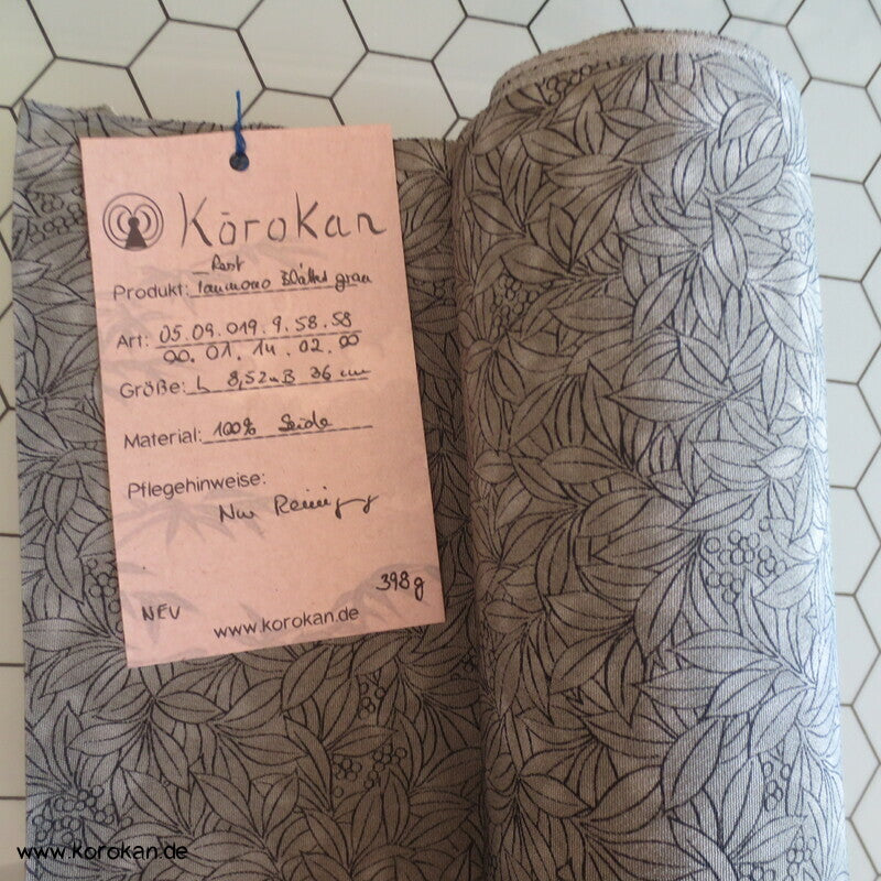 feine Blätter Kimono Chirimen Crepe Kimono Seide