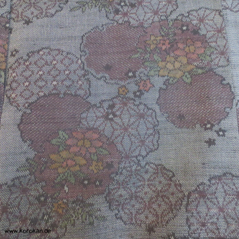 Schneeflocken, Blumen Kasuri Tsumugi Seiden Kimono