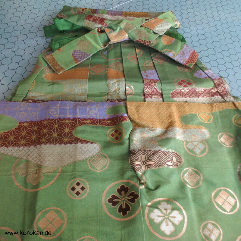 grün goldener Brokat Hakama - Umanori - Hosen - Typ