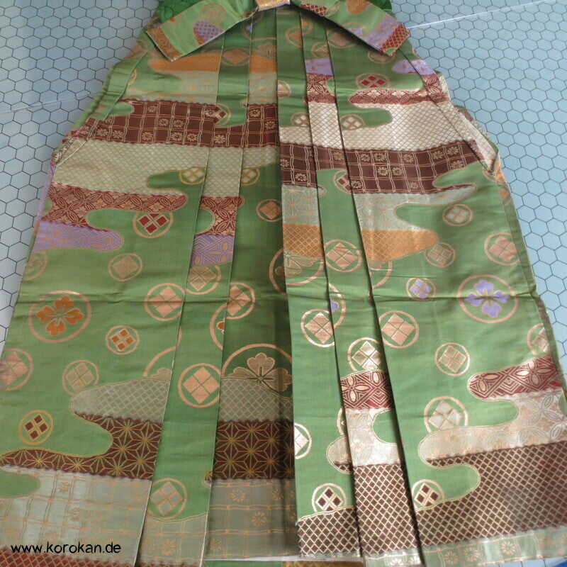 grün goldener Brokat Hakama - Umanori - Hosen - Typ