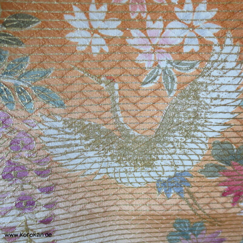 stark glänzendes Muster auf Farbverläufen Furisode Seidendamast Kimono