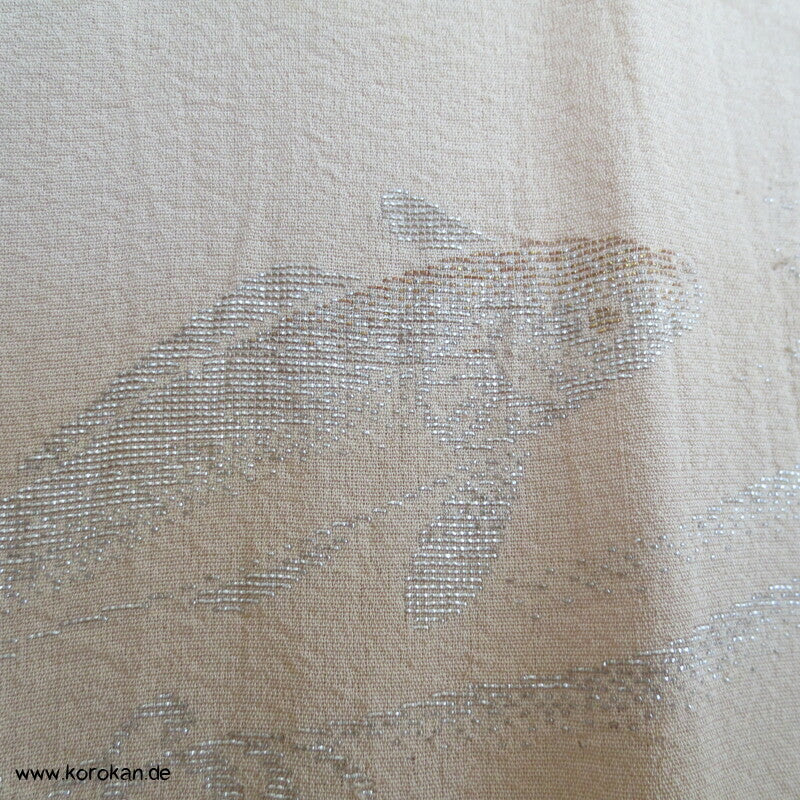 silberne Koi in blauem Wasser Araihari Kimono Seidenjacquard Decoupé Georgette