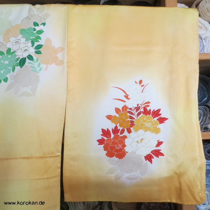 Homongi Kimono mit Blumen