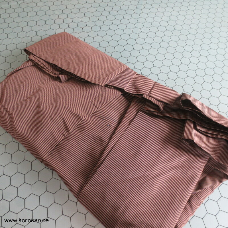 hellbraun gestreifte Hakama - Andon - Rock - Typ