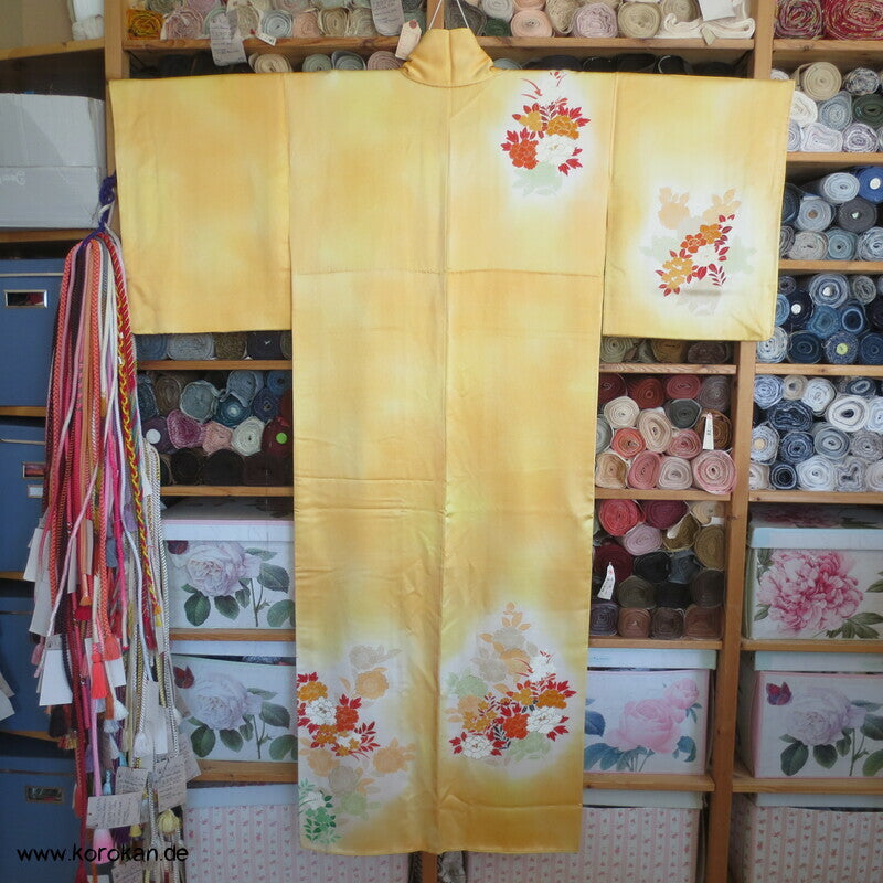 Homongi Kimono mit Blumen
