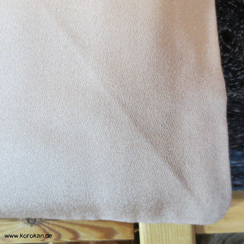 handgemalte Bambuszweige, goldbestickt auf Seidencrepe Homongi Kimono