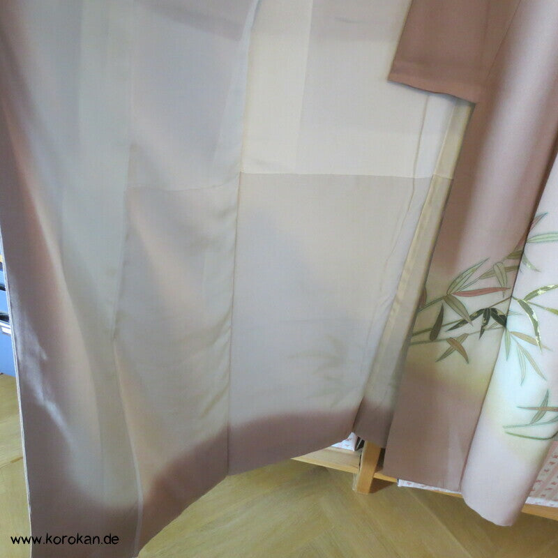 handgemalte Bambuszweige, goldbestickt auf Seidencrepe Homongi Kimono