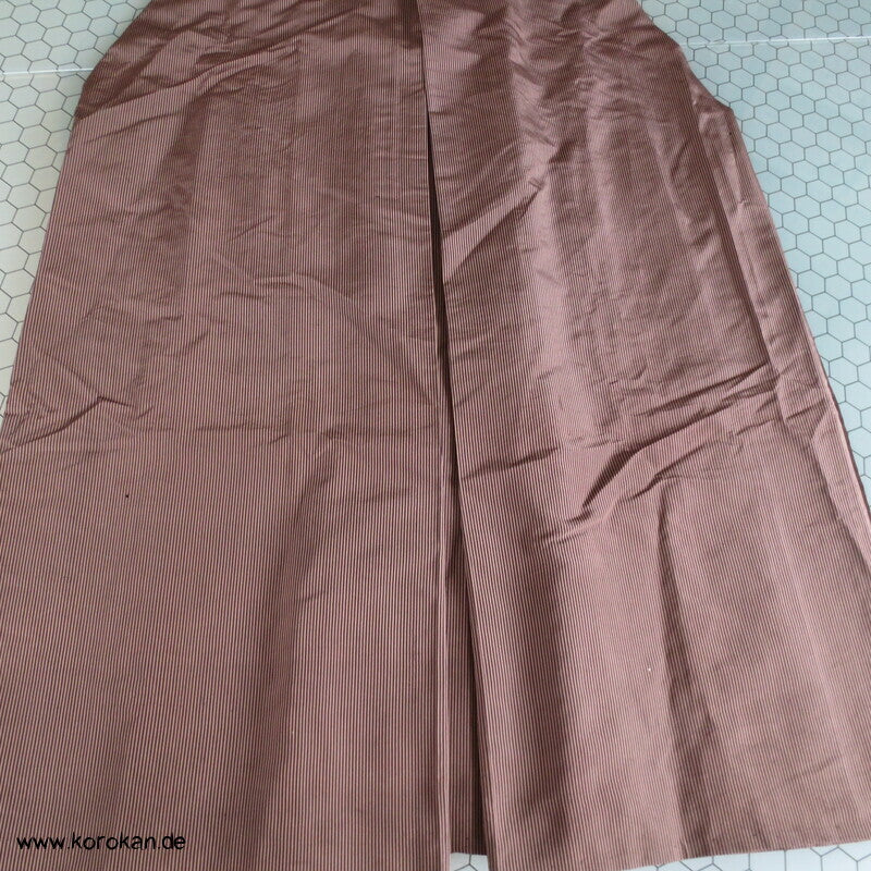 hellbraun gestreifte Hakama - Andon - Rock - Typ