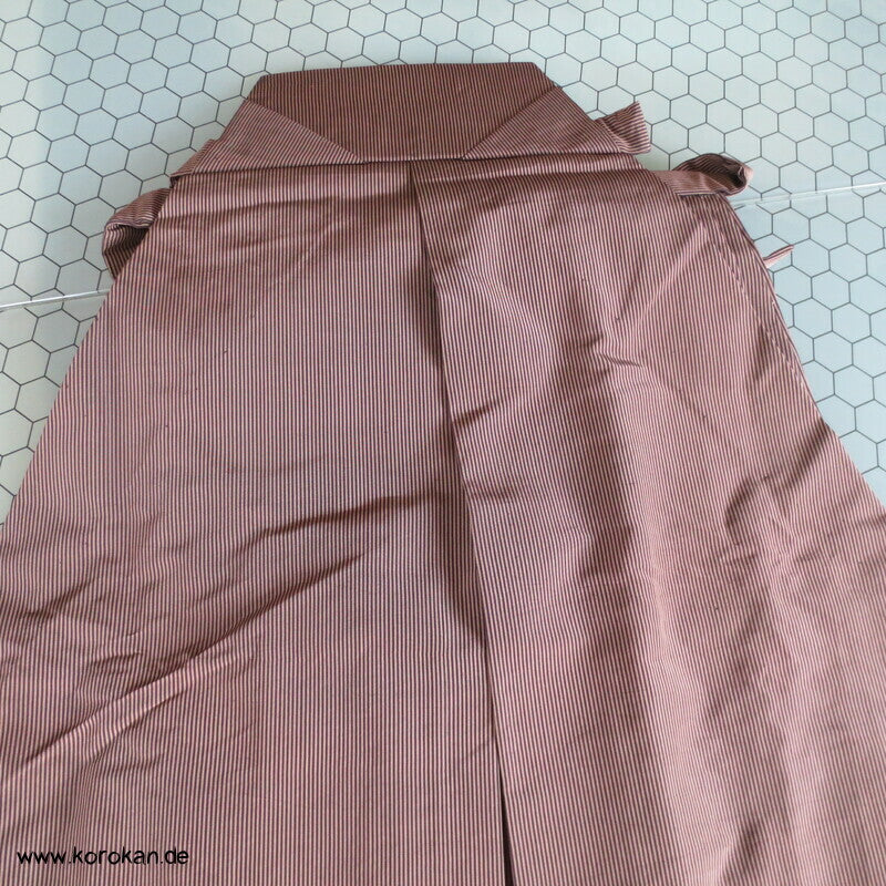 hellbraun gestreifte Hakama - Andon - Rock - Typ