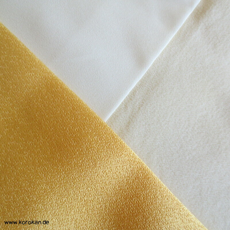 Homongi Kimono mit Blumen