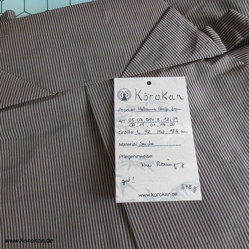 hellbraun gestreifte Hakama - Andon - Rock - Typ