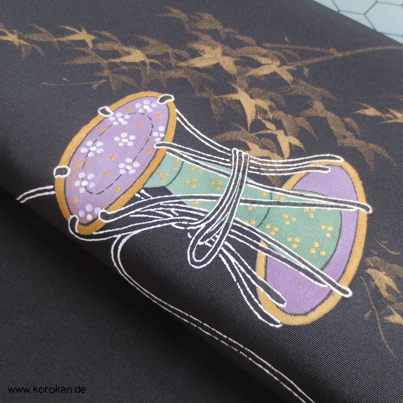 Junihitoe Hime, handgemalt Tomesode Kimono Seidenstoff