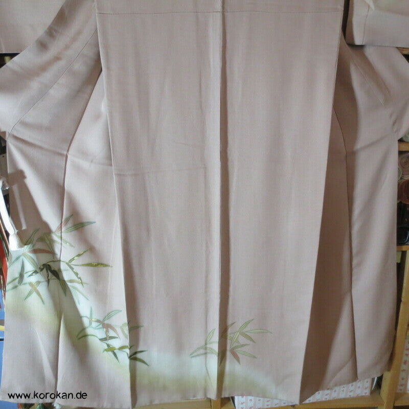 handgemalte Bambuszweige, goldbestickt auf Seidencrepe Homongi Kimono