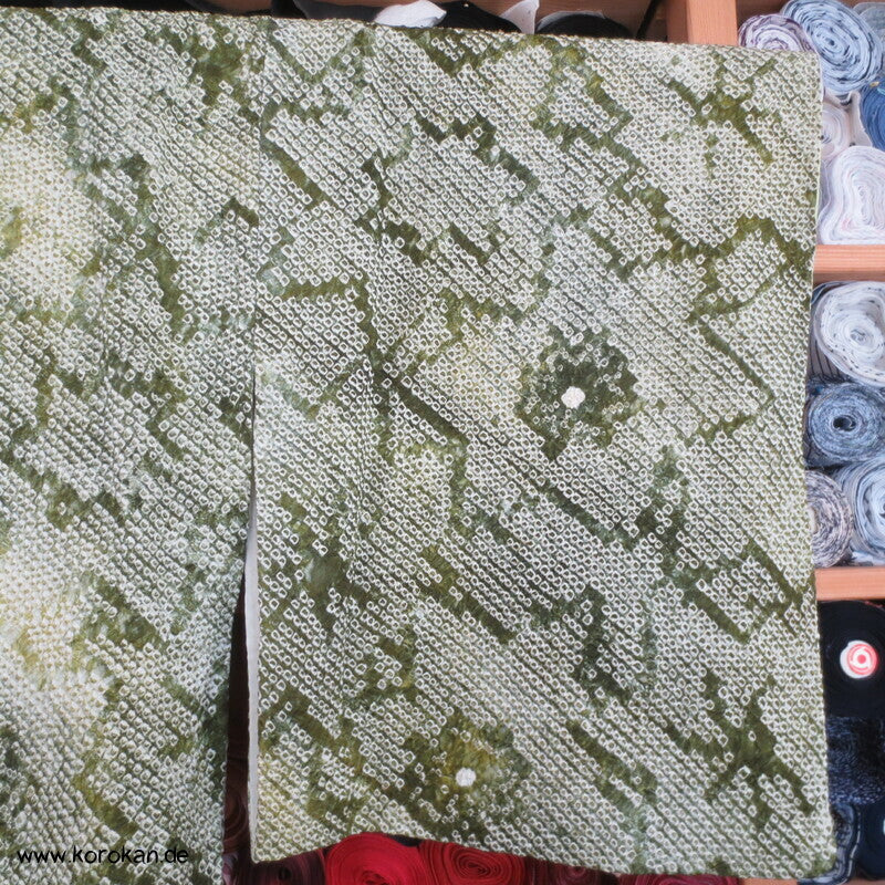 Full Shibori Seidendamast Blüten Komon Kimono