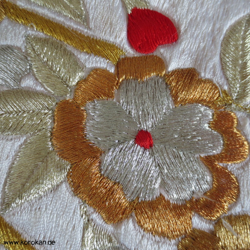 Fächer Chrysanthemen üppige Kimono Seiden Stickerei Panel