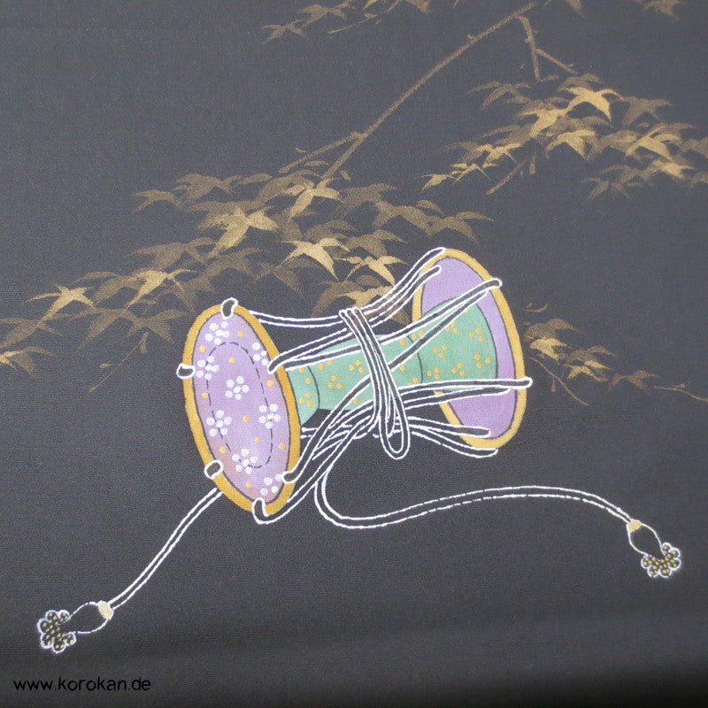 Junihitoe Hime, handgemalt Tomesode Kimono Seidenstoff