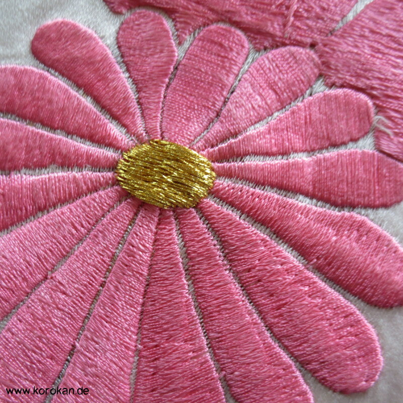Fächer Chrysanthemen üppige Kimono Seiden Stickerei Panel