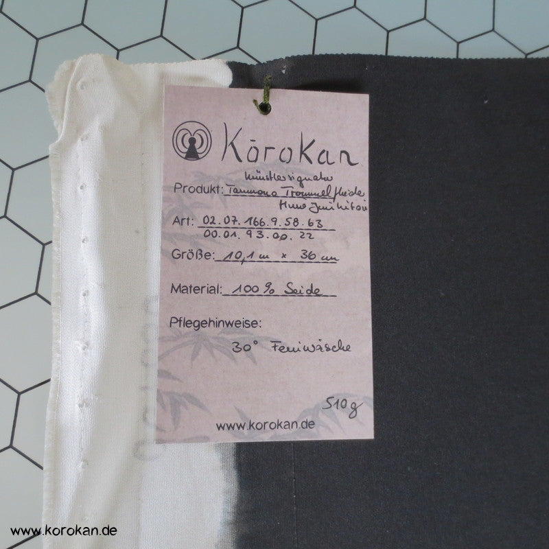 Junihitoe Hime, handgemalt Tomesode Kimono Seidenstoff