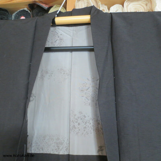 grobe Tsumugiseiden Haori Kimono Jacke, dunkelbraun