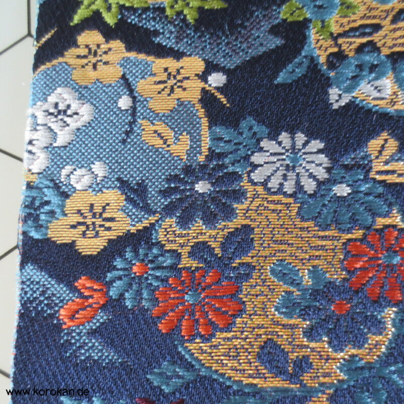 Rondelle fein und zart Kimono Seiden Obi Brokat