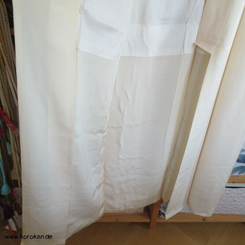 Nakagi Iromuji Kimono, naturweißer Seidencrepe